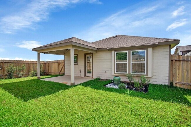 Building Photo - 40843 Mostyn Hill Dr