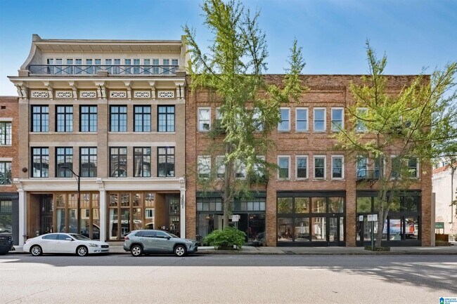 Primary Photo - 2217 2nd Ave N