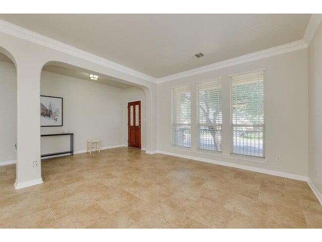 Building Photo - 12012 Bryony Dr