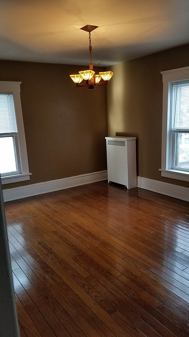 Dining Room - 113 Hanover St