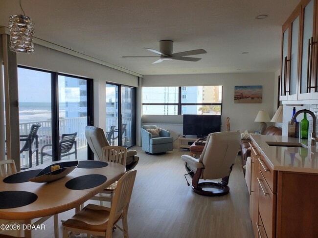 Building Photo - 1571 S Atlantic Ave