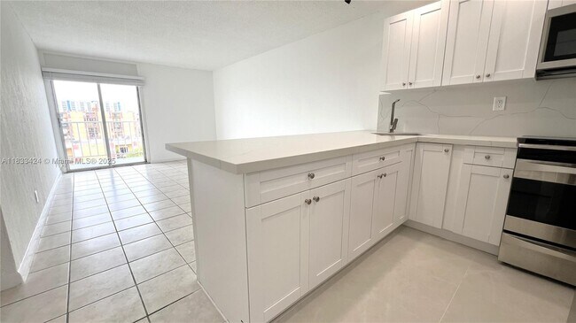 Building Photo - 801 NW 47th Ave