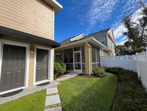 Building Photo - 14541 Cotswolds Dr