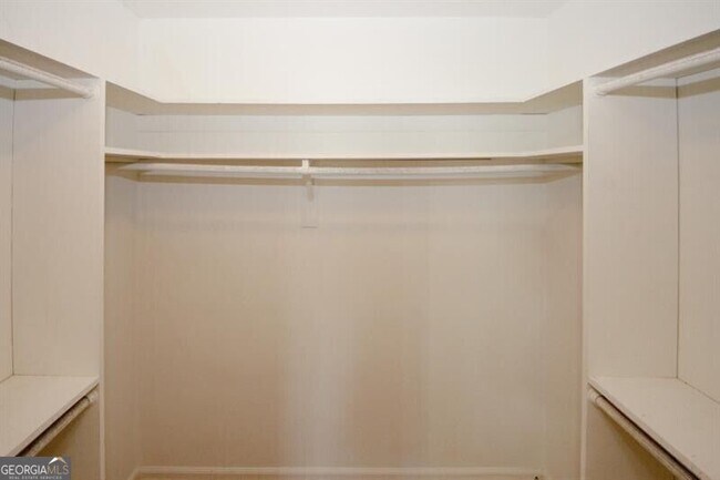 Building Photo - 4033 Scenic Mountain Dr SW