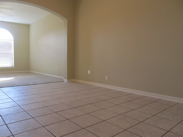 Building Photo - 10243 W Palm Lake Dr