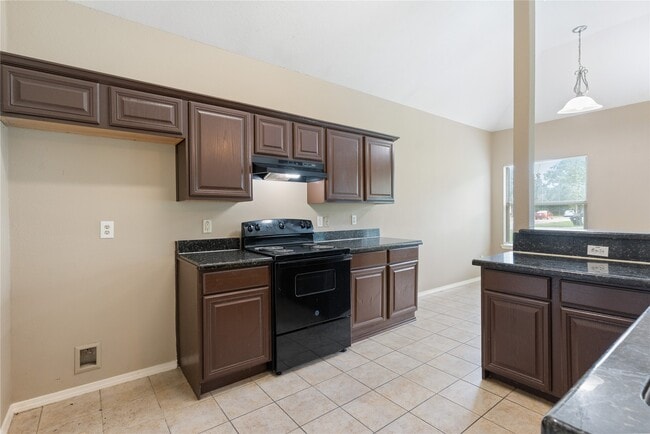 Building Photo - 9104 N Green River Dr