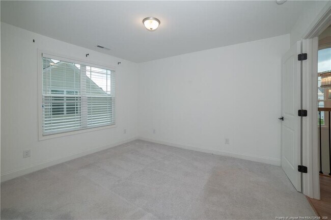 Building Photo - 212 Stafford Ave