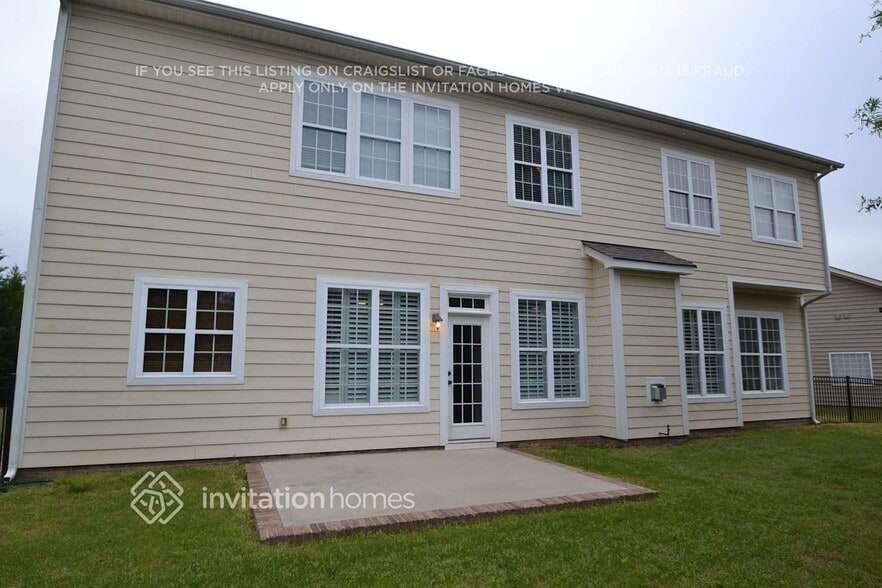 Building Photo - 3021 Misty Moss Ct