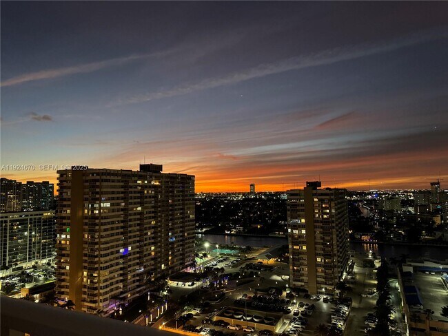 Building Photo - 1950 S Ocean Dr
