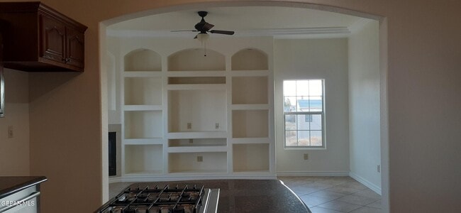 Building Photo - 5466 Buffalo Creek Dr