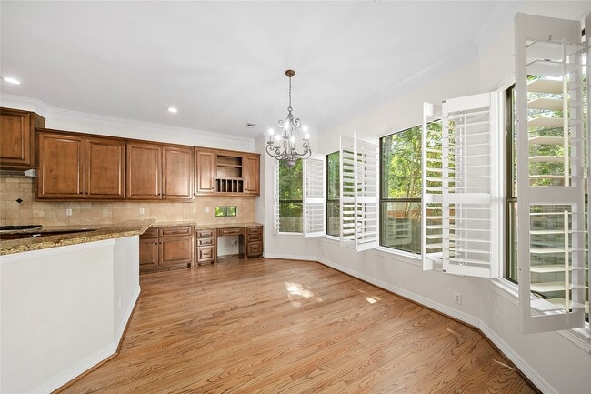 Building Photo - 4321 Jim West St