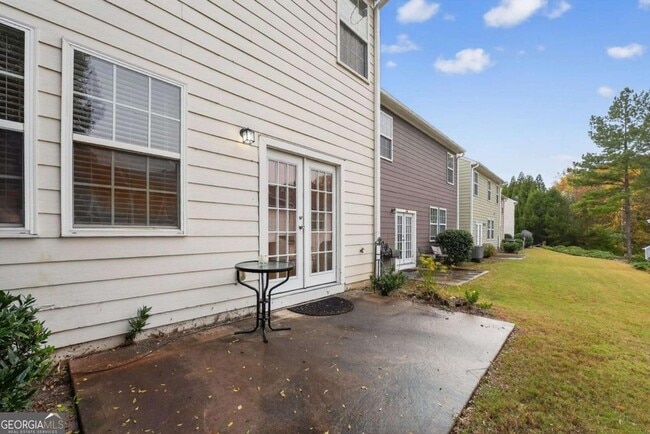 Building Photo - 605 Lofty Ln