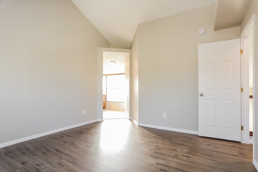 Building Photo - 12642 S Silver Creek Ct