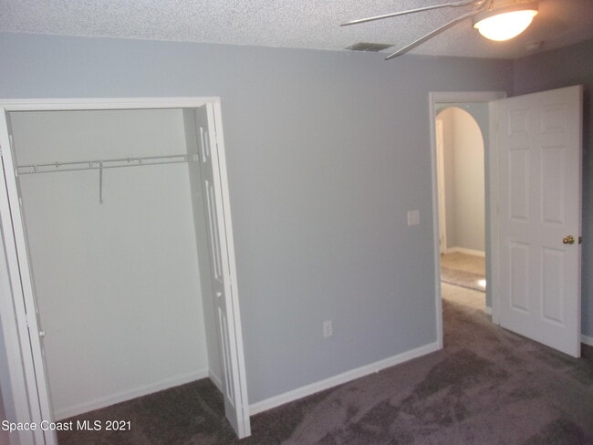 Building Photo - 3908 Upmann Dr