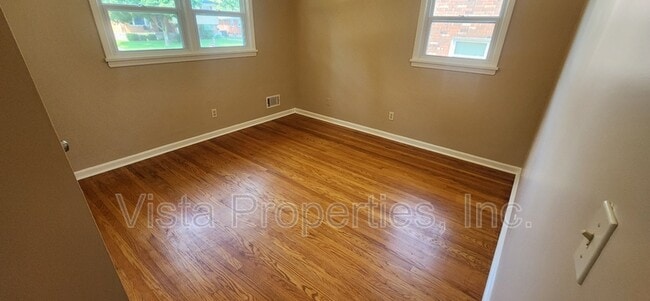 Building Photo - 3412 Winnland Dr