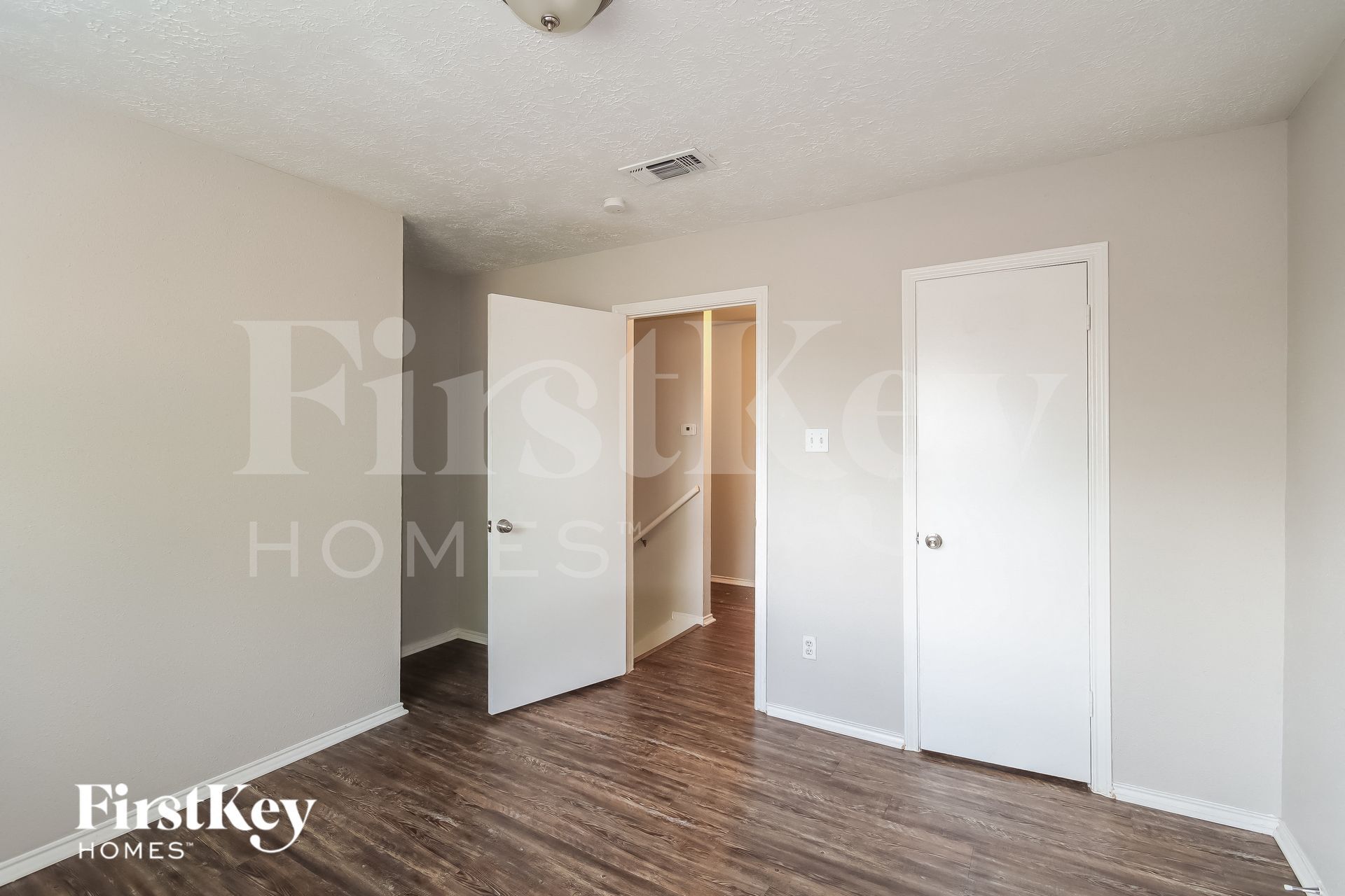 Building Photo - 10622 Lofty Pines Dr