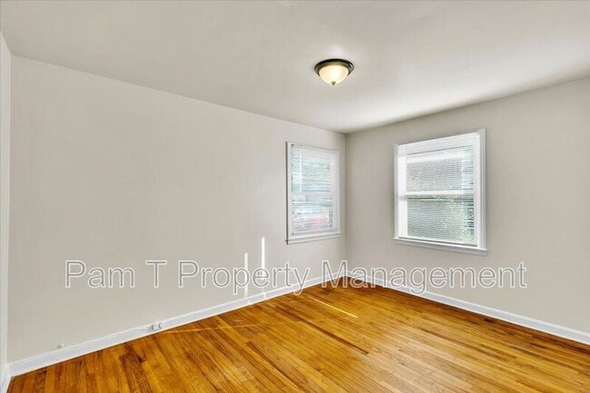 Building Photo - 1702 E.35TH St.