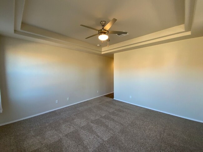 Building Photo - 4 Bedroom Single Story Home Available Near...