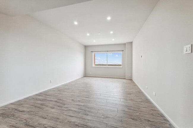 Building Photo - 2929 Buffalo Speedway