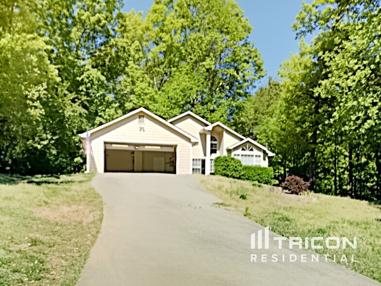 Building Photo - 4122 Autumn Lake Dr