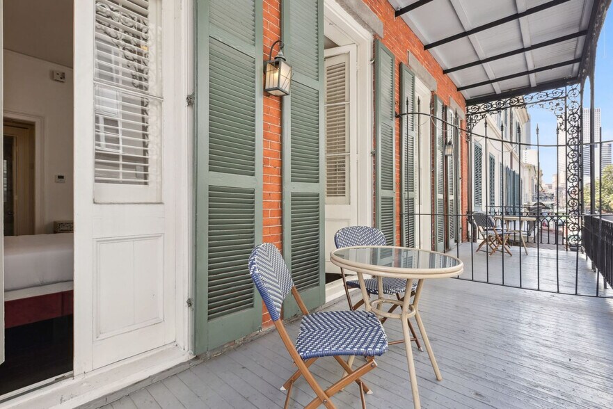 Building Photo - 508 Chartres St