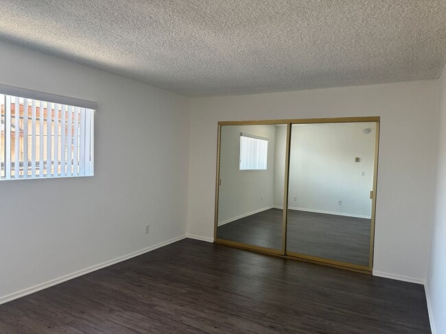 Building Photo - 939 S Cabrillo Ave