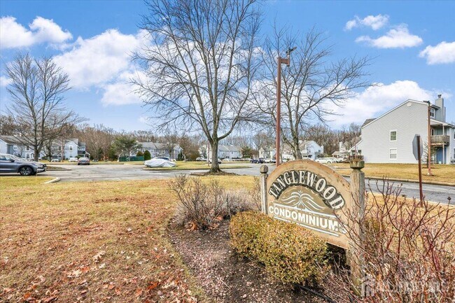 Building Photo - 54 Tanglewood Ct