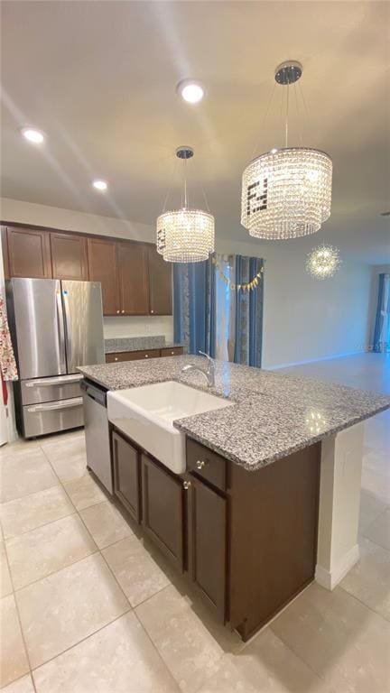 Building Photo - 13515 Palmera Vista Dr