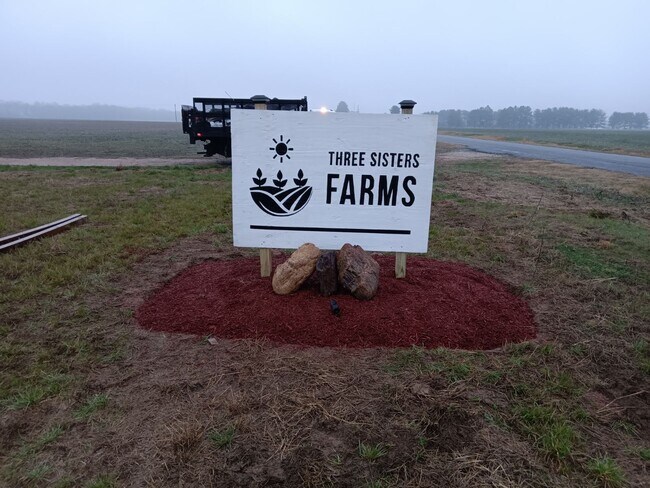 Building Photo - 8236 Camden Rd