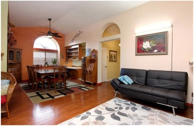 Building Photo - 922 Cossa Ct