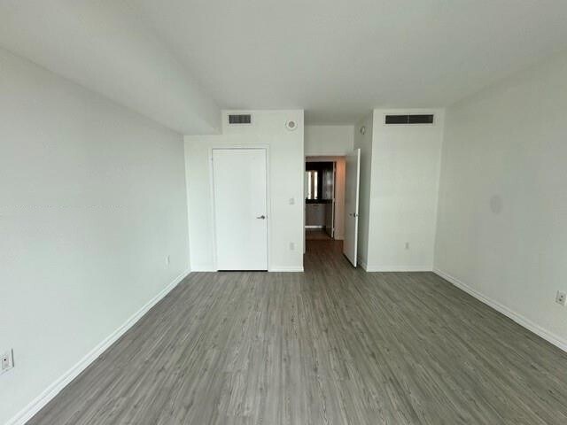 Building Photo - 500 Brickell Ave