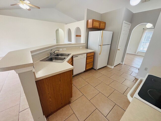 Building Photo - Charming 3 Bed 2 Bath House W/ Solar Panels