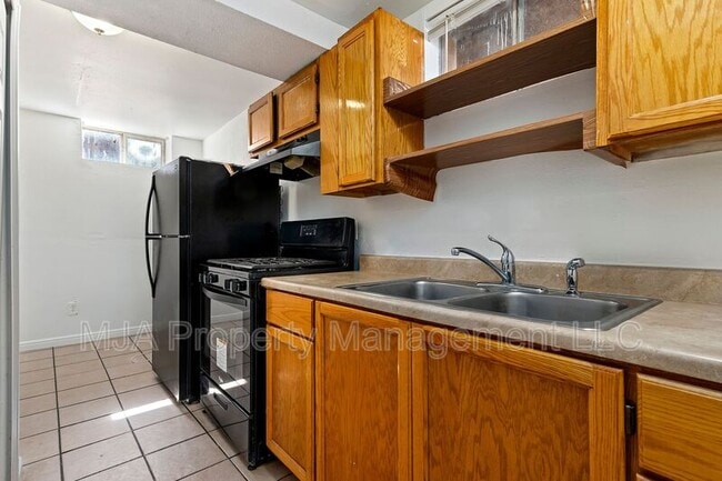 Building Photo - 443 Dorothea Way