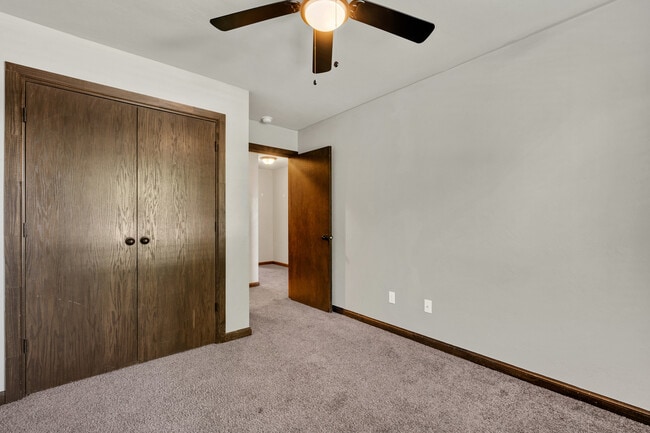 Building Photo - 14 NE 7th St