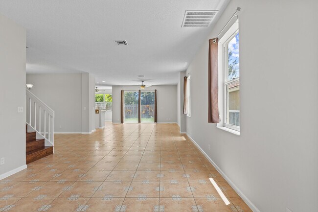 Building Photo - 7842 Springfield Lake Dr