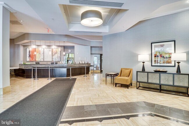 Building Photo - 3101 N Hampton Dr