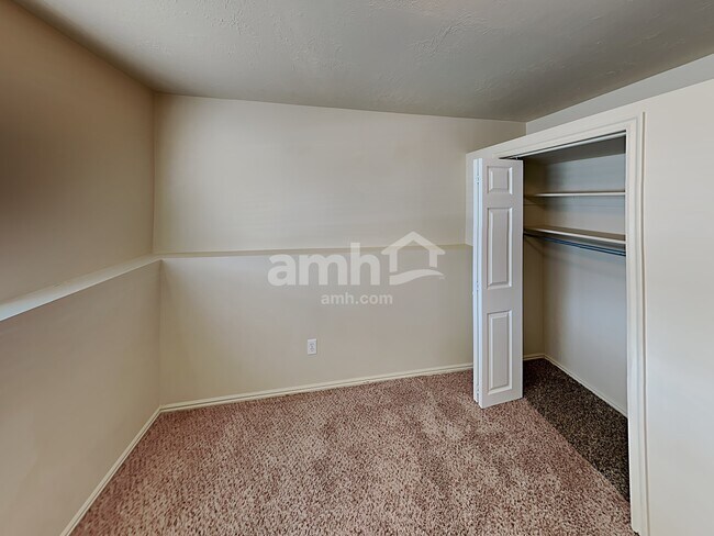 Building Photo - 4151 W 5400 S