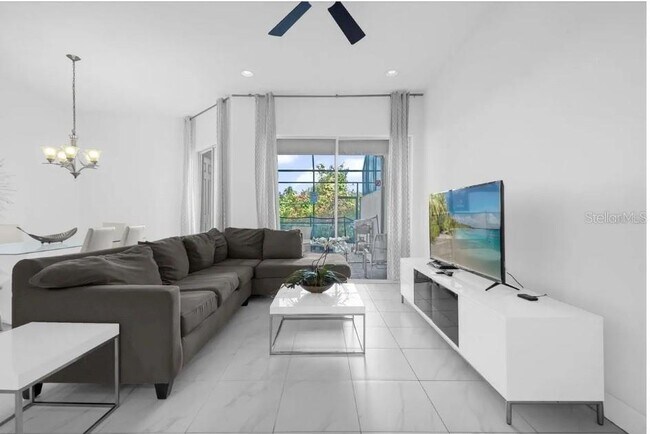 Building Photo - 450 Captiva Dr