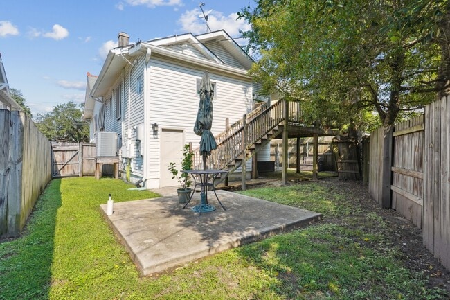 Building Photo - 940 N Carrollton Ave