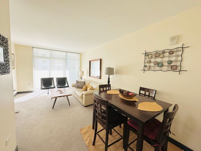 Building Photo - Furnished 1 bedroom, 1 bath in Acqua Vista...