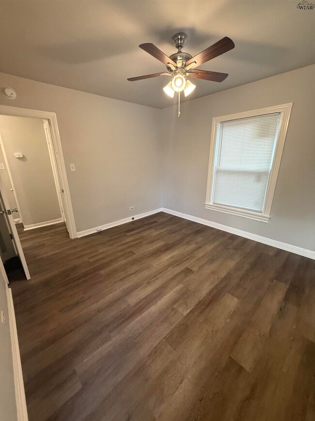 Building Photo - 3102 Ave K