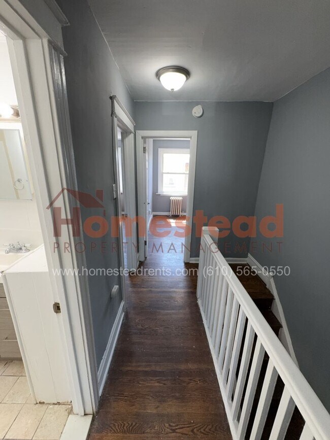 Building Photo - 7064 Clover Ln