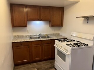 Building Photo - 73357 Van Dyke Rd