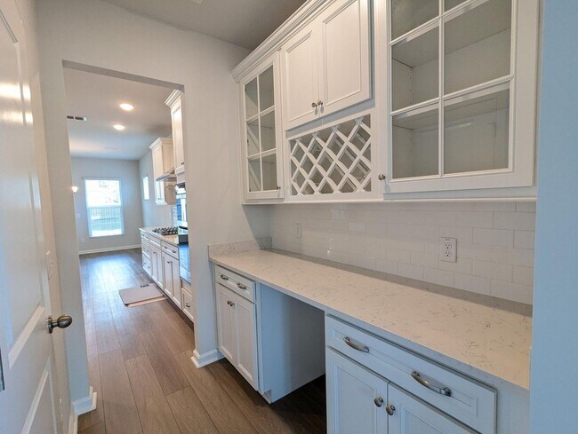 Building Photo - Beautiful 5 Bdrm New Construction Home in Johns Island