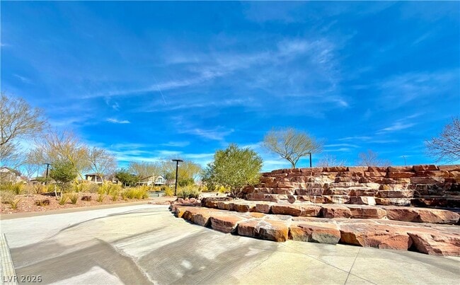 Building Photo - 666 Cottonwood Hl Pl