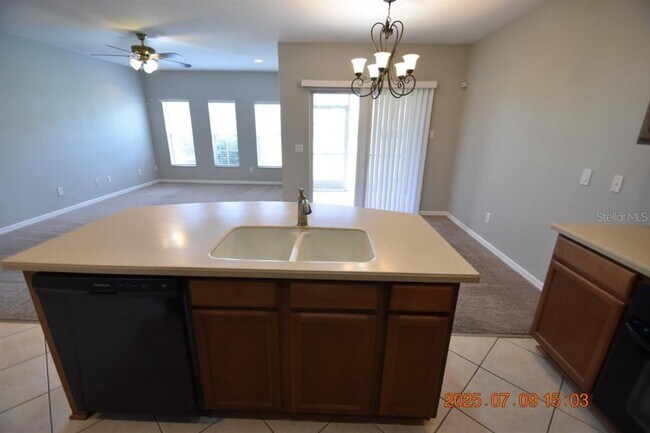 Building Photo - 2954 Birchcreek Dr