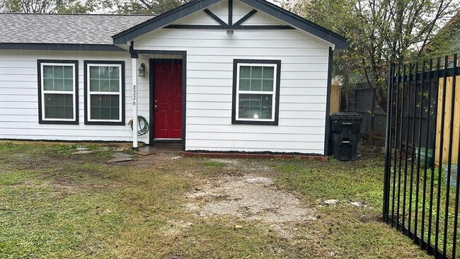 Building Photo - 8226 Darlington Dr