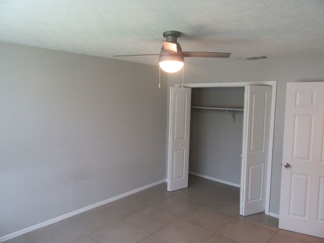 Building Photo - 2917 Ormond Ave