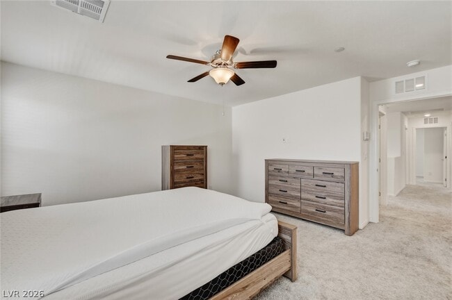 Building Photo - 498 Canary Song Dr