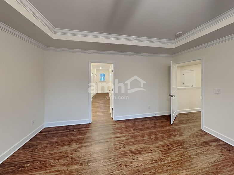 Building Photo - 4741 Chutney Dr